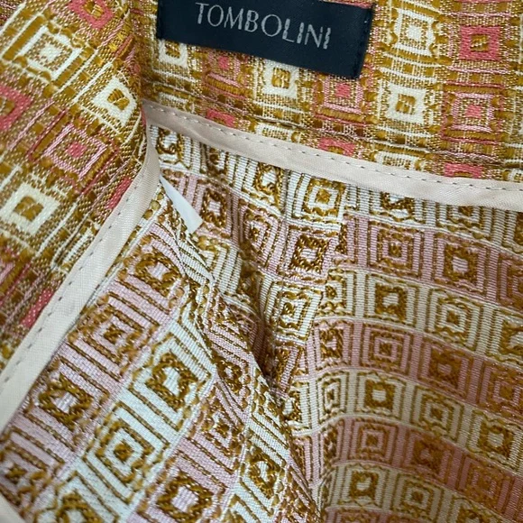 Fine Italian made pants. Slimming worn once. True Italian quality| Luxury - Picture 6 of 9